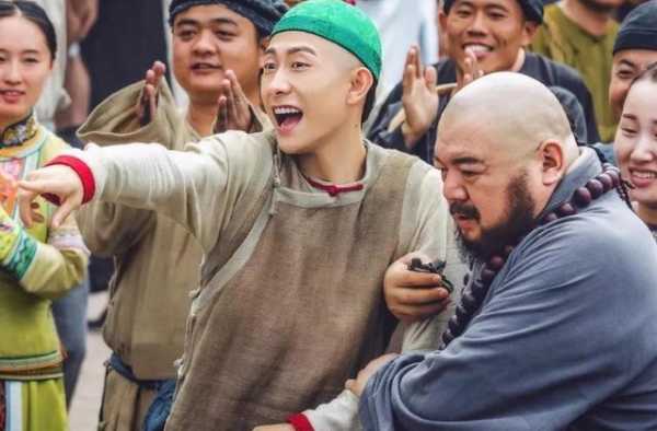 业内又来爆料了！影视圈头部演员太少，《知否》赵丽颖片酬半个亿