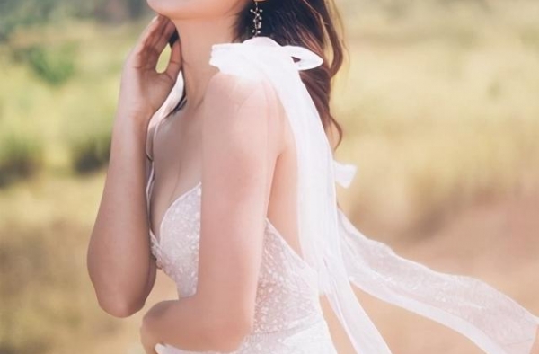 余香凝带球嫁！男方显赫背景曝光 小俩口婚后入住5千万爱巢
