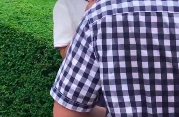 央视主持人欧阳夏丹罕现身，缺席新闻联播近半年，引网友催工作