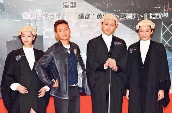 《踩过界2》监制否认张曦雯取代李佳芯，大赞她有冷艳律师味道