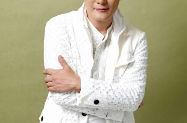 “别怕我伤心”——凄美恋情遗憾此生的情歌王子