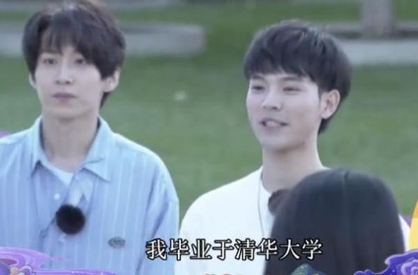 央视选秀选手来头太牛，清华科研人才也争出道！网友却批：太浪费