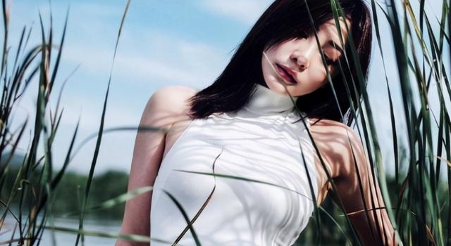 从柳岩到关晓彤，女人性感也是错？怕不是看的人心脏吧