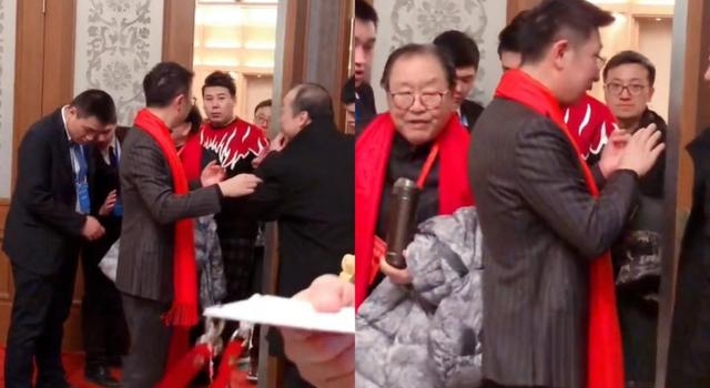 林永健站门口嗨聊，挡住马德华出门引争议，没打招呼被指不尊重人