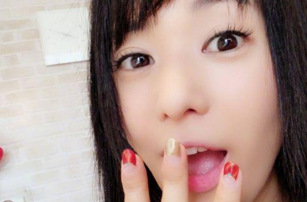 苍井空：“我穿的再朴素，别人眼里只记得我的‘果体’”