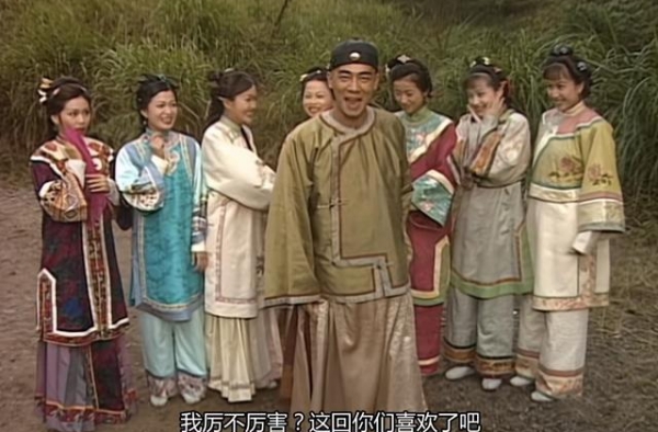 陈小春《鹿鼎记》阿珂惊艳出场，教主夫人是意外，双儿最不像老婆