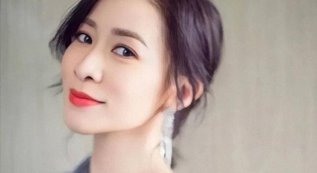 佘诗曼视后之作，不是《使徒行者》，跨越百年的爱情四部曲
