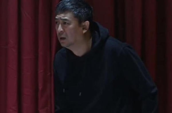 《装台》：刁顺子苦日子才开始，除了三家人不省心，还有两个麻烦