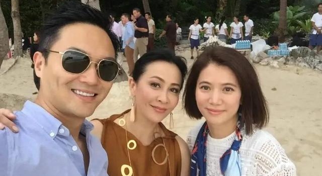 买房治百病，袁咏仪夫妇赴深圳买20万一平豪宅，再也不用租房住