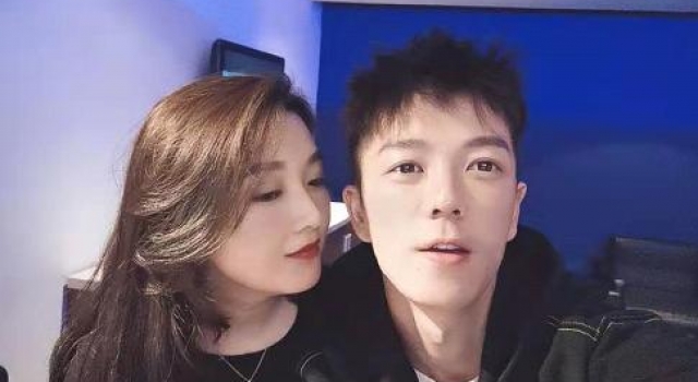 快男王栎鑫官宣离婚！结婚5年有一儿一女，曾说过会离开妻子