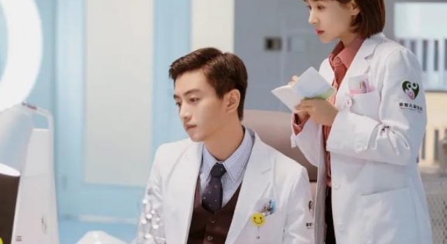 陈晓、王子文演的这俩儿科医生的爱情很甜宠，医疗剧非得偶像化吗