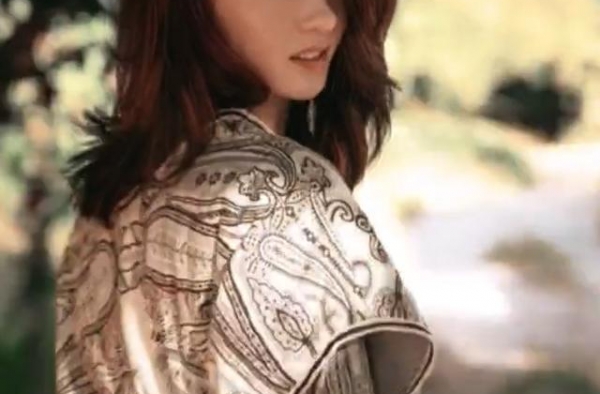 张柏芝小儿子身份曝光？黄发被疑混血，港媒曝女方快与谢霆锋复婚
