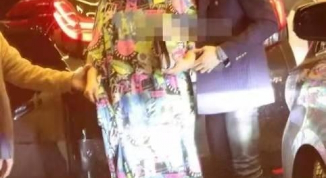 小向太郭碧婷状态不好！终于出镜却瘦成骨头人，比向太还憔悴