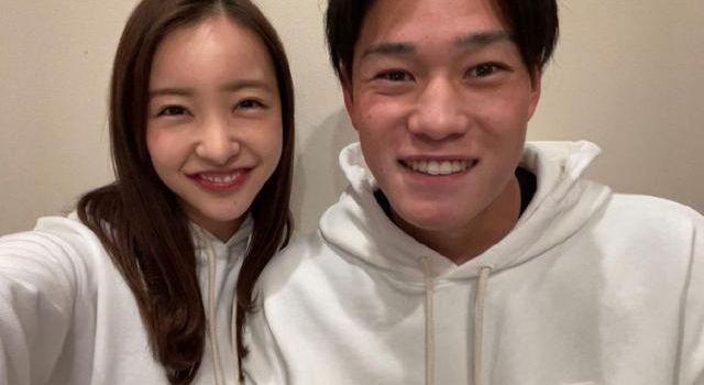 板野友美与棒球选手高桥奎二结婚 二人交往一年半
