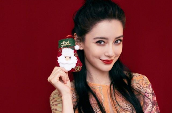 黄晓明baby同发文！3岁小海绵近况遭心疼，两人态度大不同