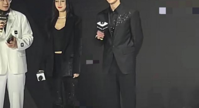 杨颖否认插足后首现身，情绪低落状态似不佳，与蔡徐坤同框像姐弟