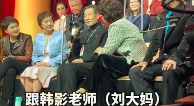 67岁李雪健近况不佳，面容消瘦头发灰白，因喉癌说话含糊不清