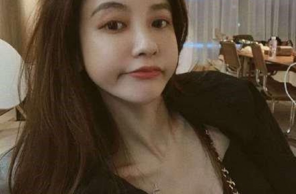 绿茶行为？网红张大奕发文感恩过去，曾被扒插足蒋凡董花花婚姻