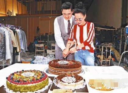 太甜了！周润发夫妇相处模式曝光，冷战一日就停凭实力宠妻